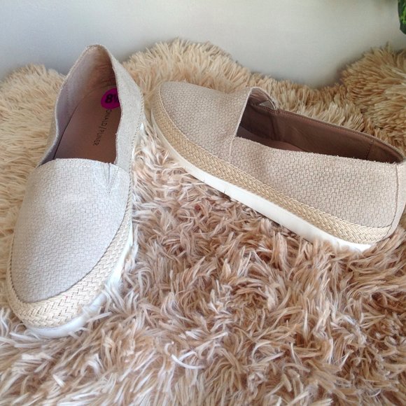 donald pliner espadrilles